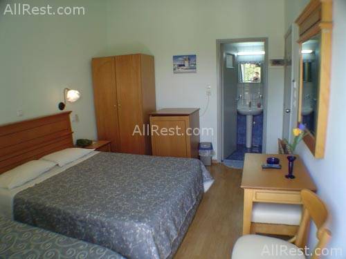 Sylvia Hotel 11